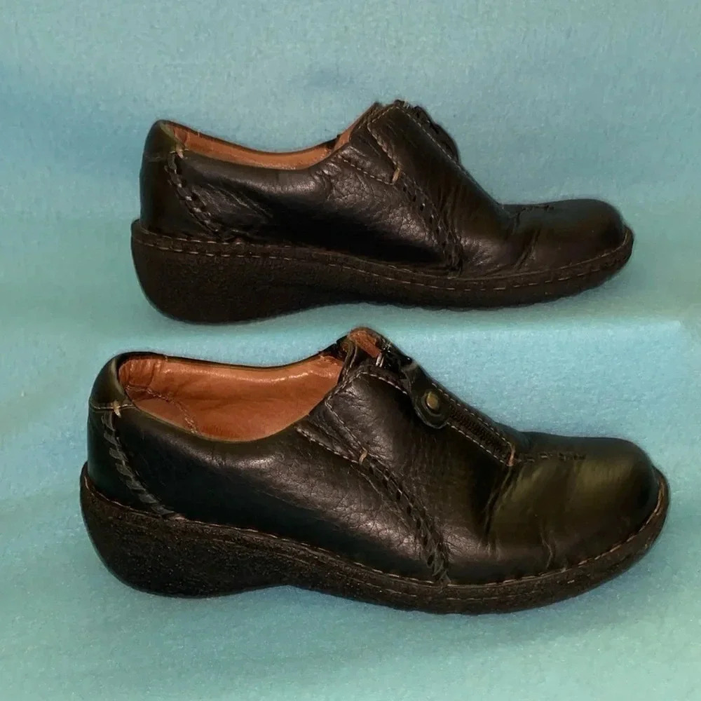 CLARKS Artisan Inca Meg leather zipper front wedge slip-on black NEW size 7.5 M
